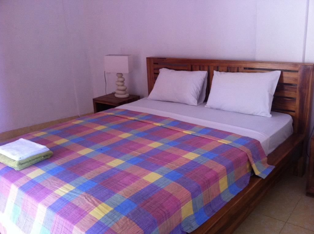 Amed Sari Beach Guesthouse Номер фото