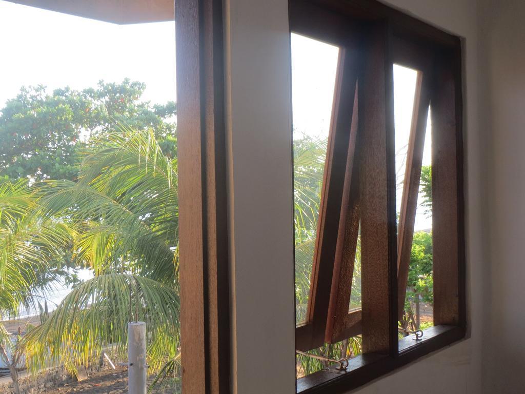 Amed Sari Beach Guesthouse Екстер'єр фото
