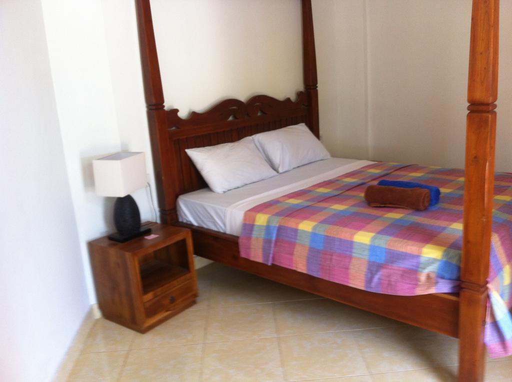 Amed Sari Beach Guesthouse Номер фото