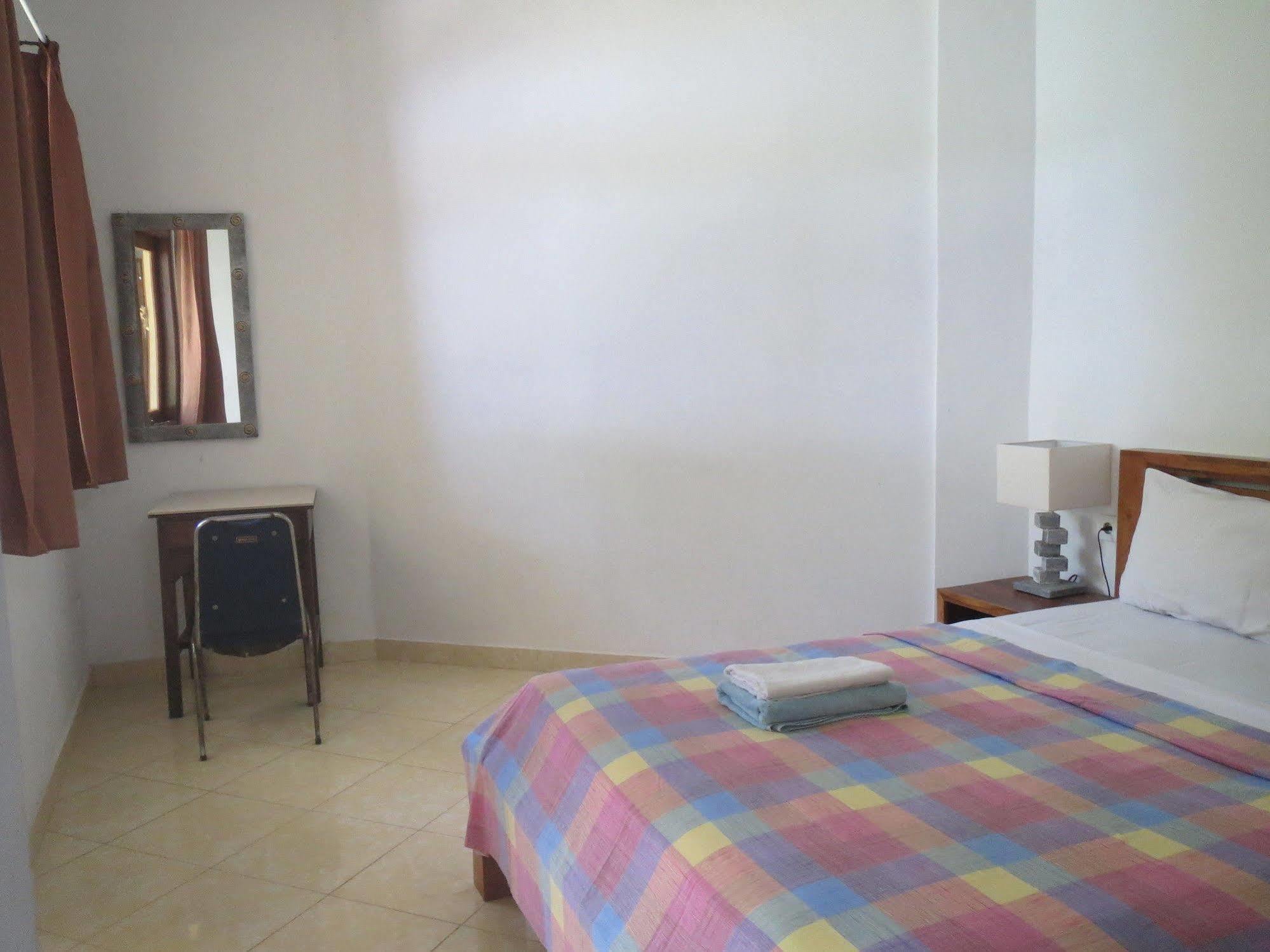 Amed Sari Beach Guesthouse Екстер'єр фото