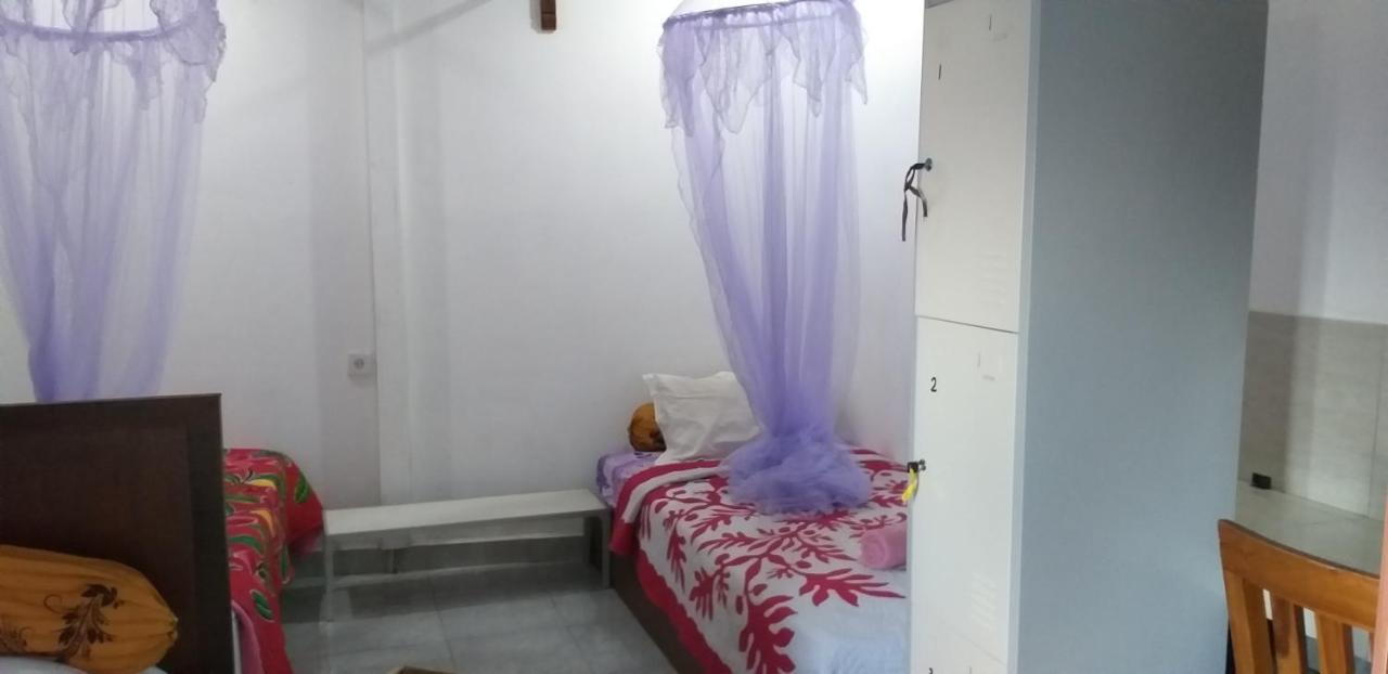 Amed Sari Beach Guesthouse Екстер'єр фото