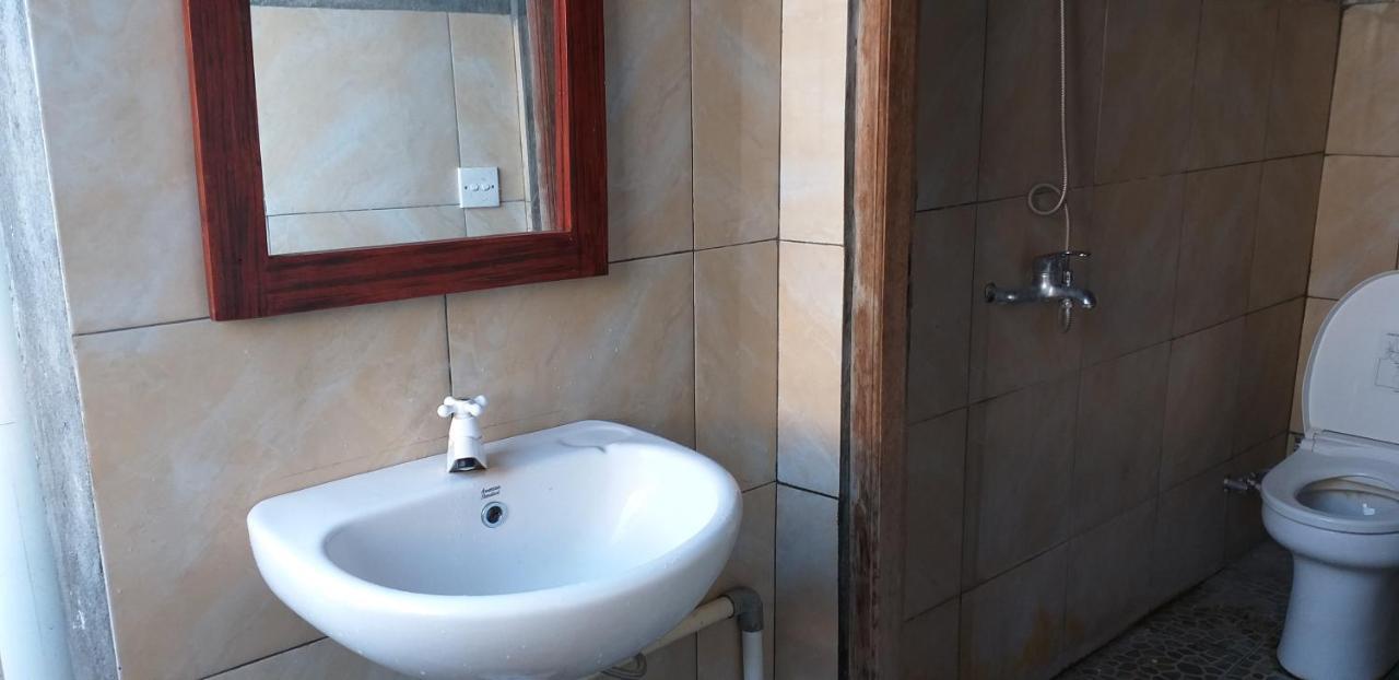 Amed Sari Beach Guesthouse Екстер'єр фото